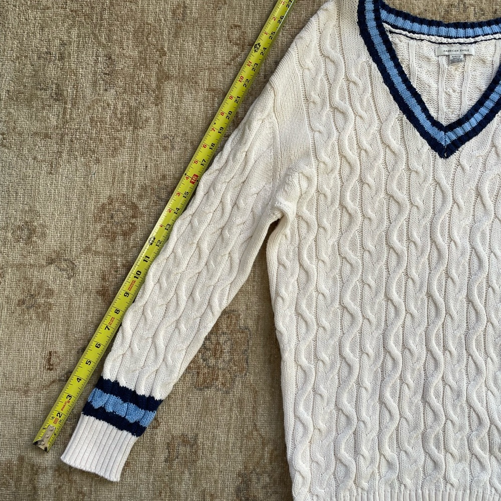 American Eagle Oversized Cable Knit V Neck Sweater, Cream, Size S - Picture 7 of 7